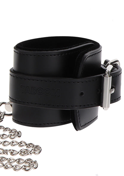 17104 taboom luxury bondage essentials heavy collar and wrist cuffs