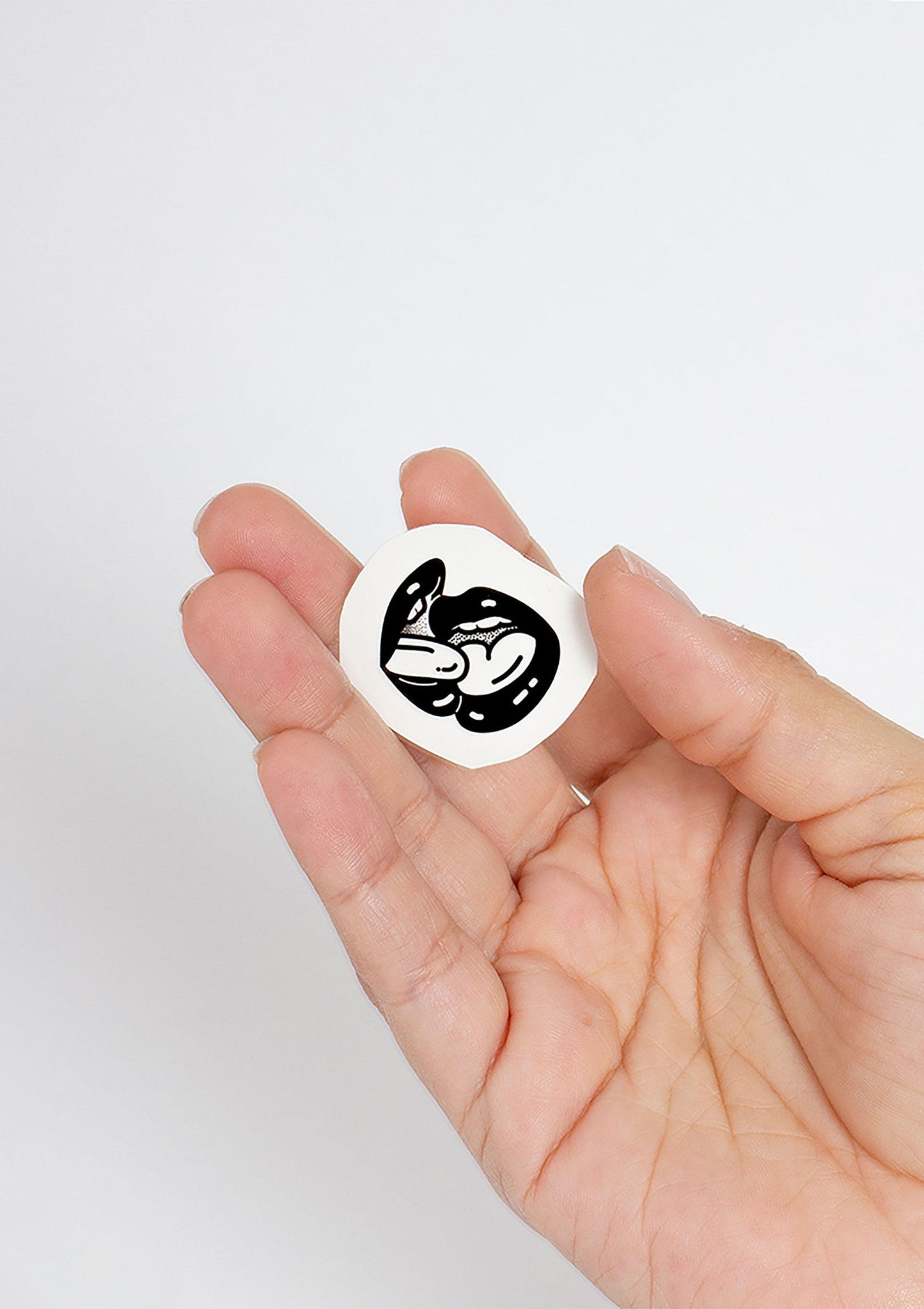 44326 secret play spicy chic temporary tattoo