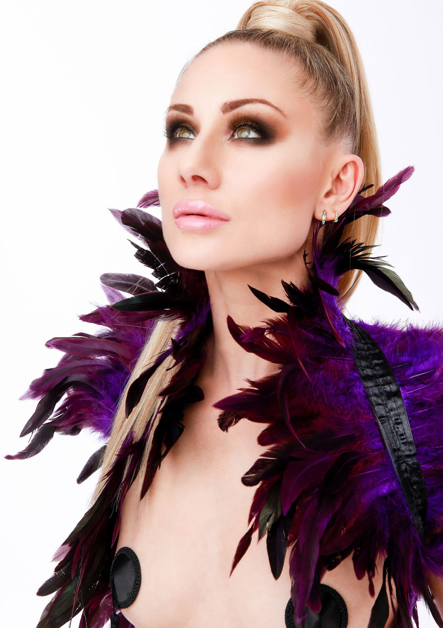 70800 kinky diva feather shoulder wrap